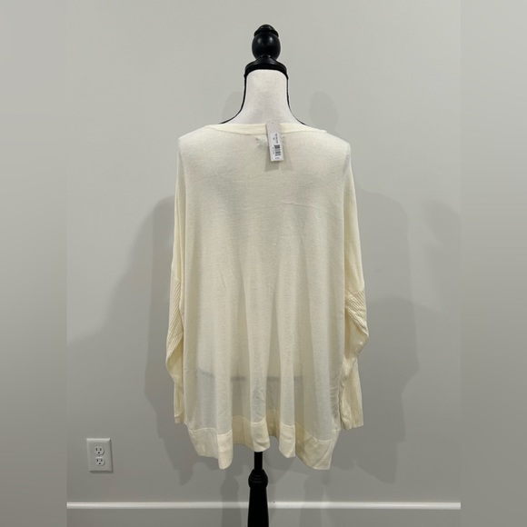 DE Collection Oversized Sweater - Picture 4 of 4